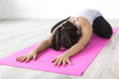 Wie kann Schwangerschaftsyoga helfen, die Geburt vorzubereiten?